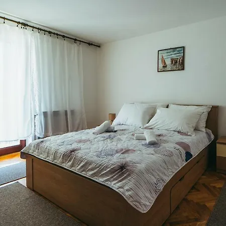 Dikano ,runovici Vila