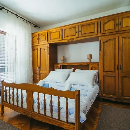 Vila Dikano ,runovici